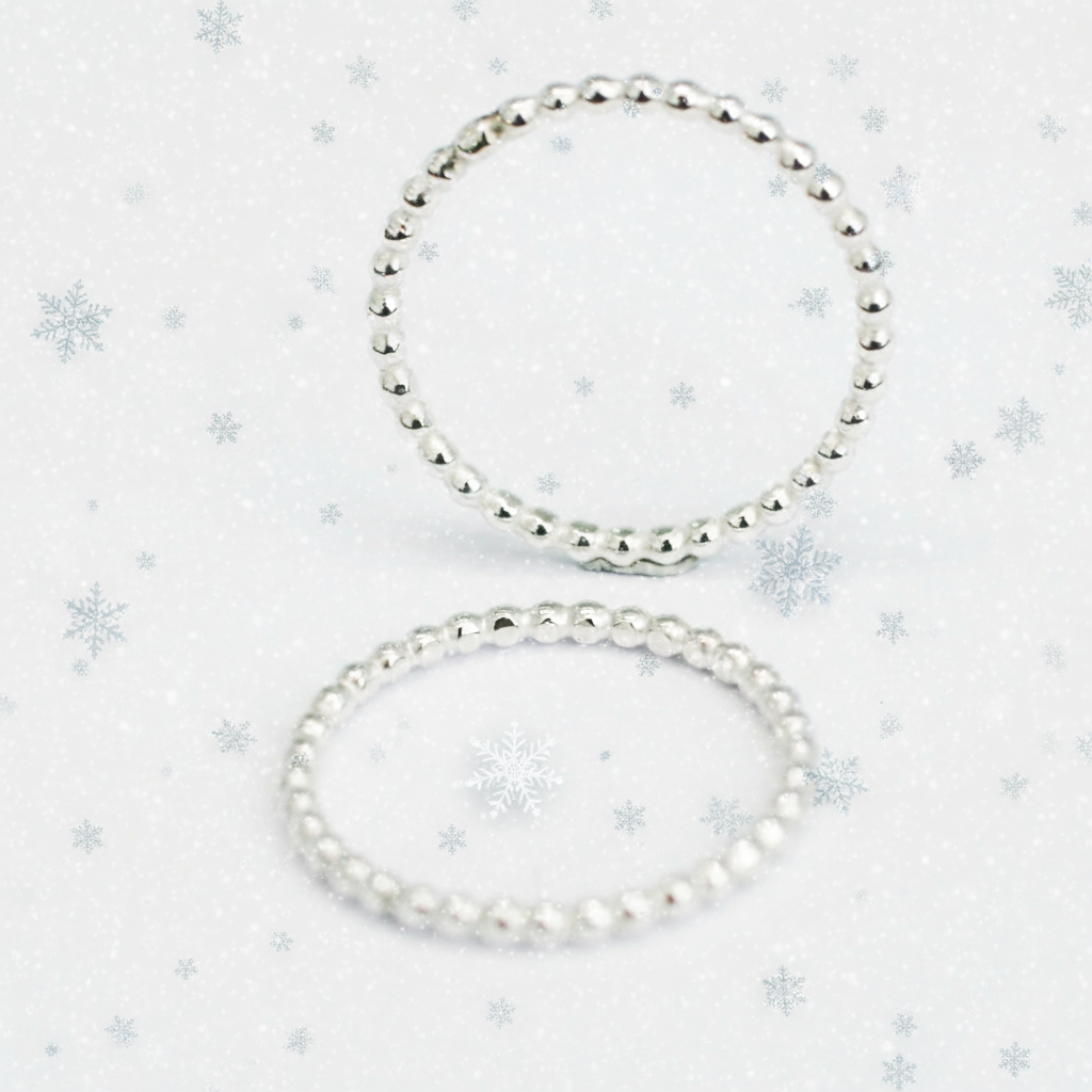 Tiny Pebbles Silver Ring with Snowflakes