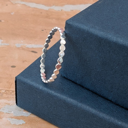 Tiny pebbles hammered silver ring o blue box